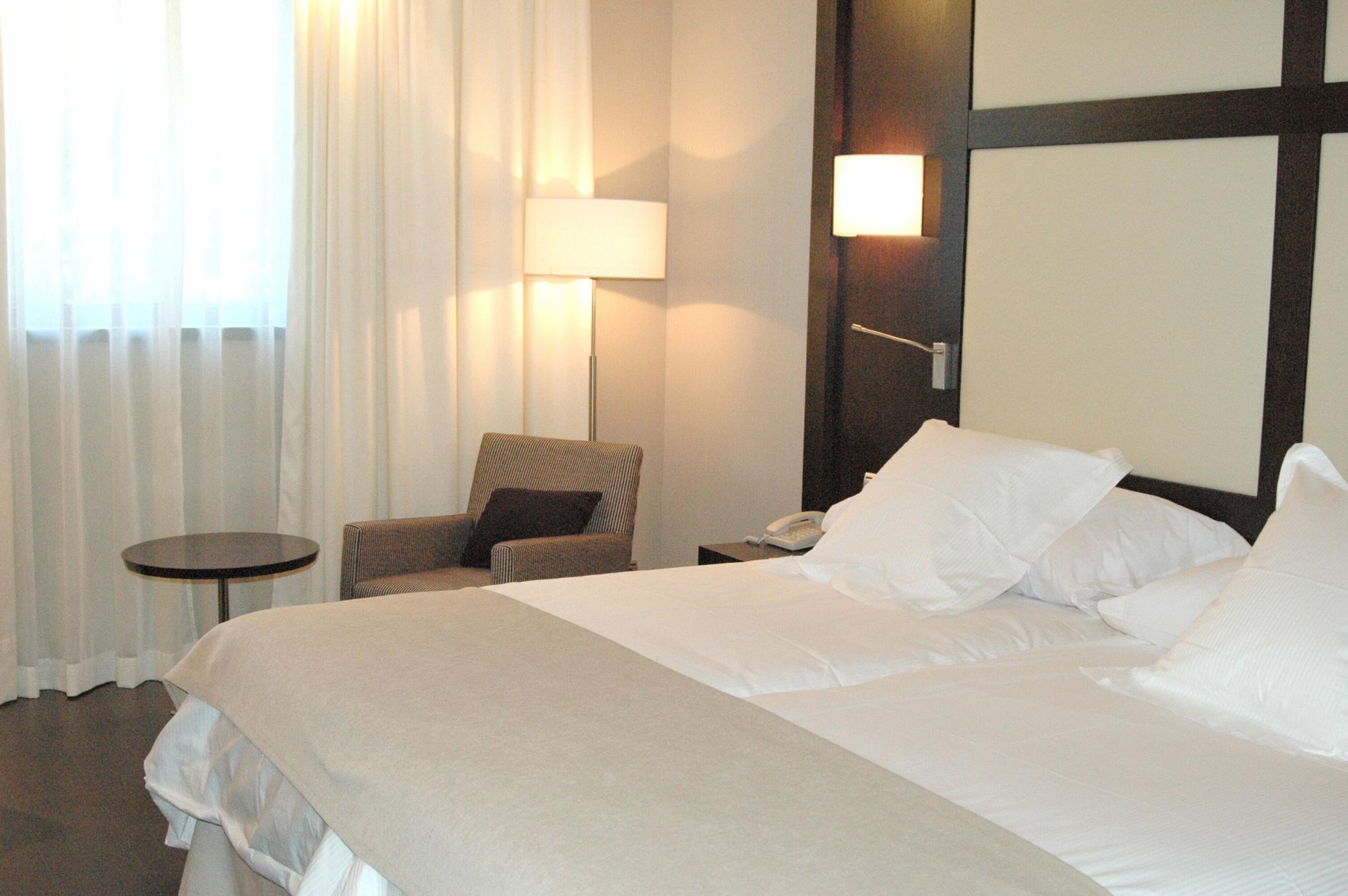 Hotel Maydrit Airport Madryt Zewnętrze zdjęcie