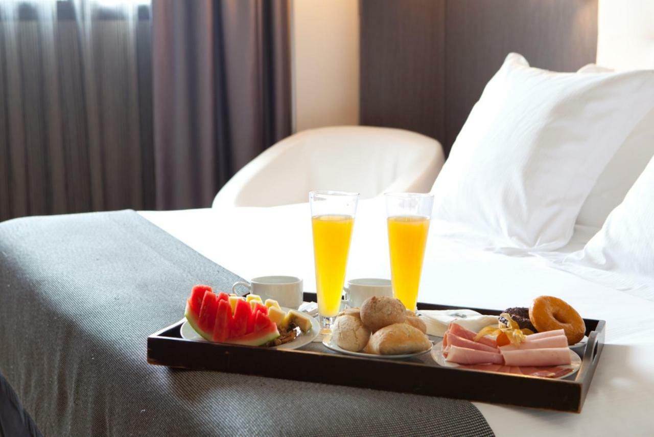 Hotel Maydrit Airport Madryt Zewnętrze zdjęcie